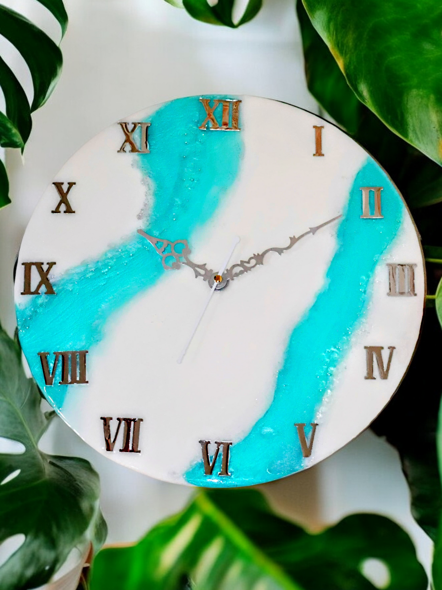 Resin Wave Clock - Blue & White