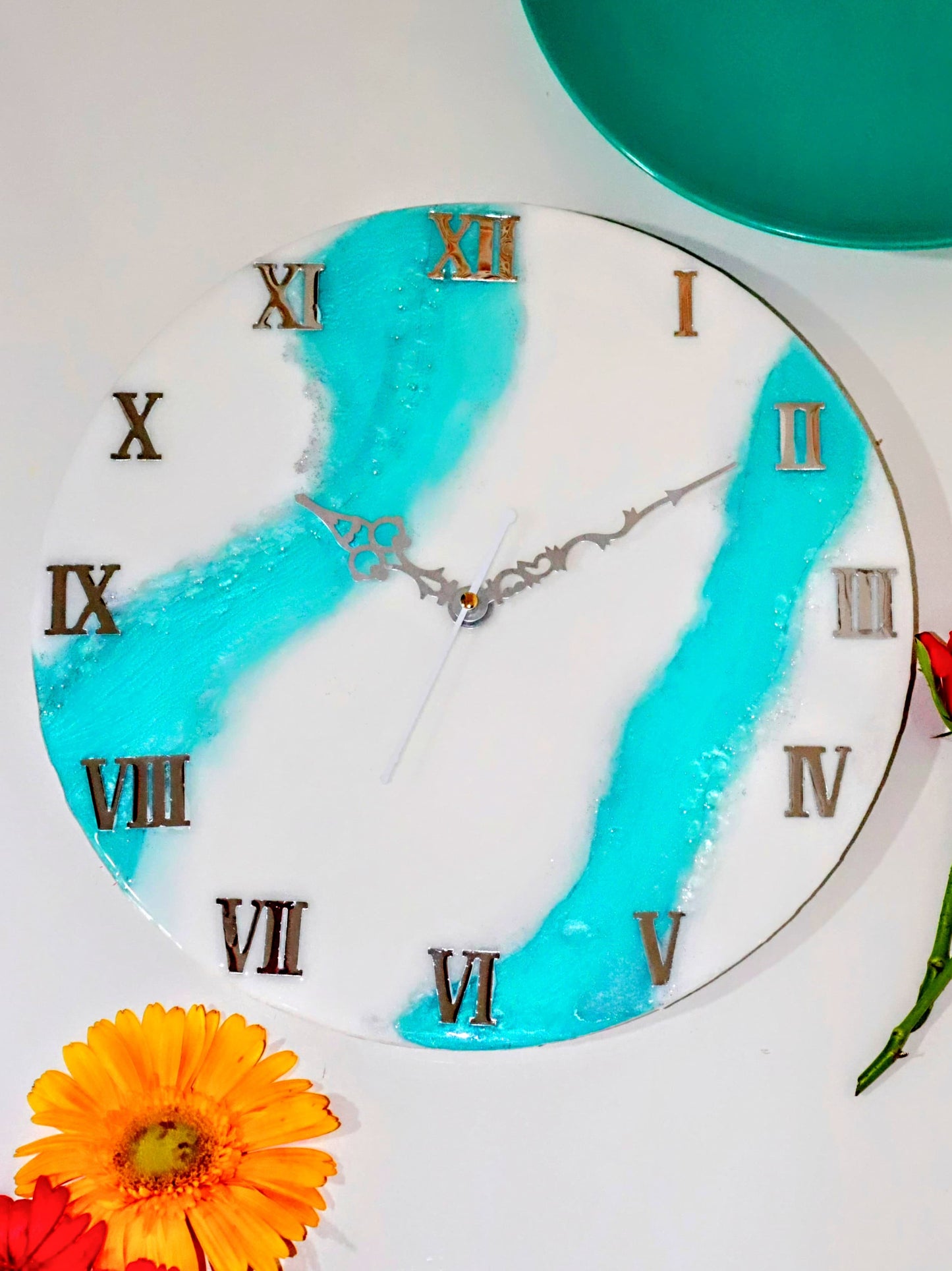 Resin Wave Clock - Blue & White